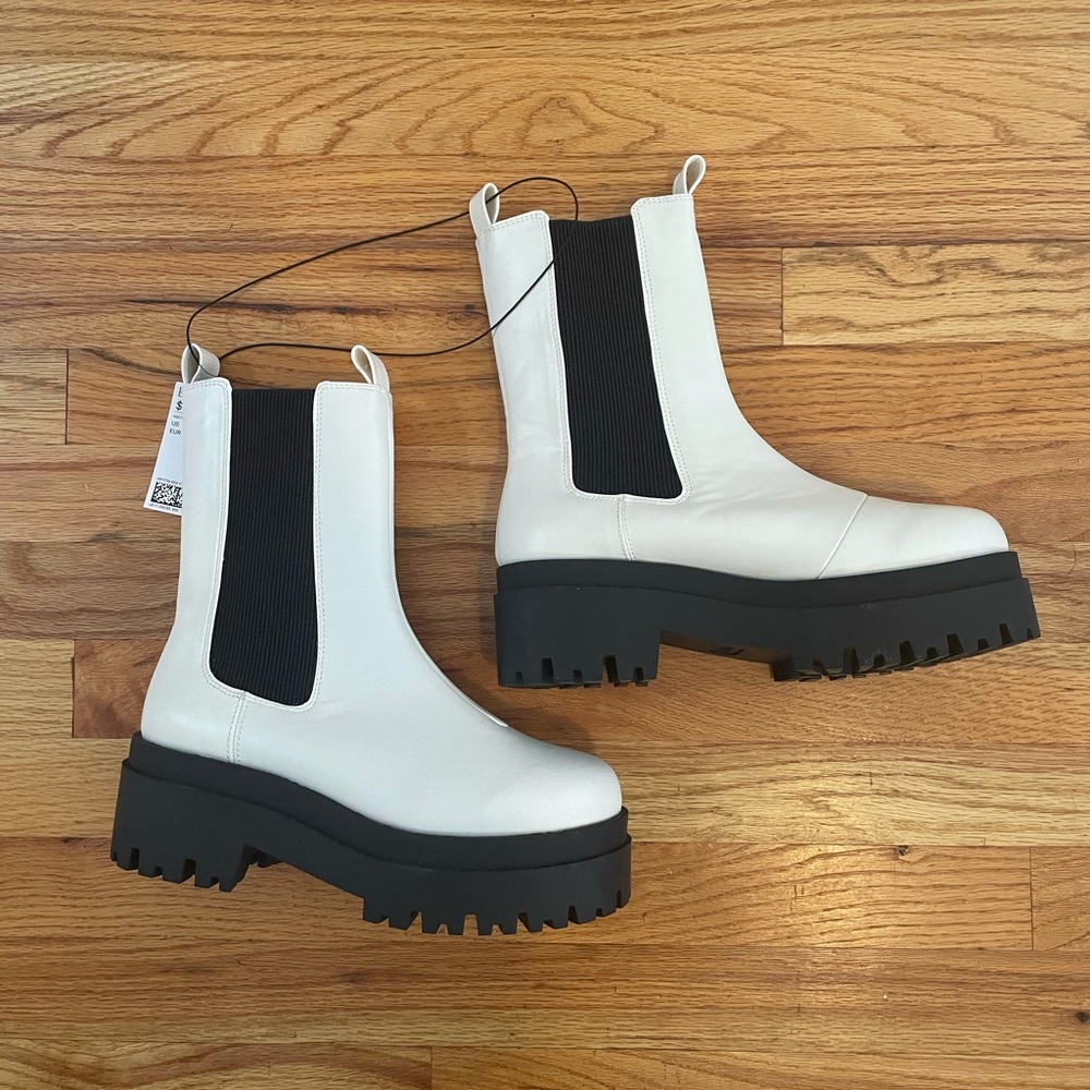Platform Chelsea Boots